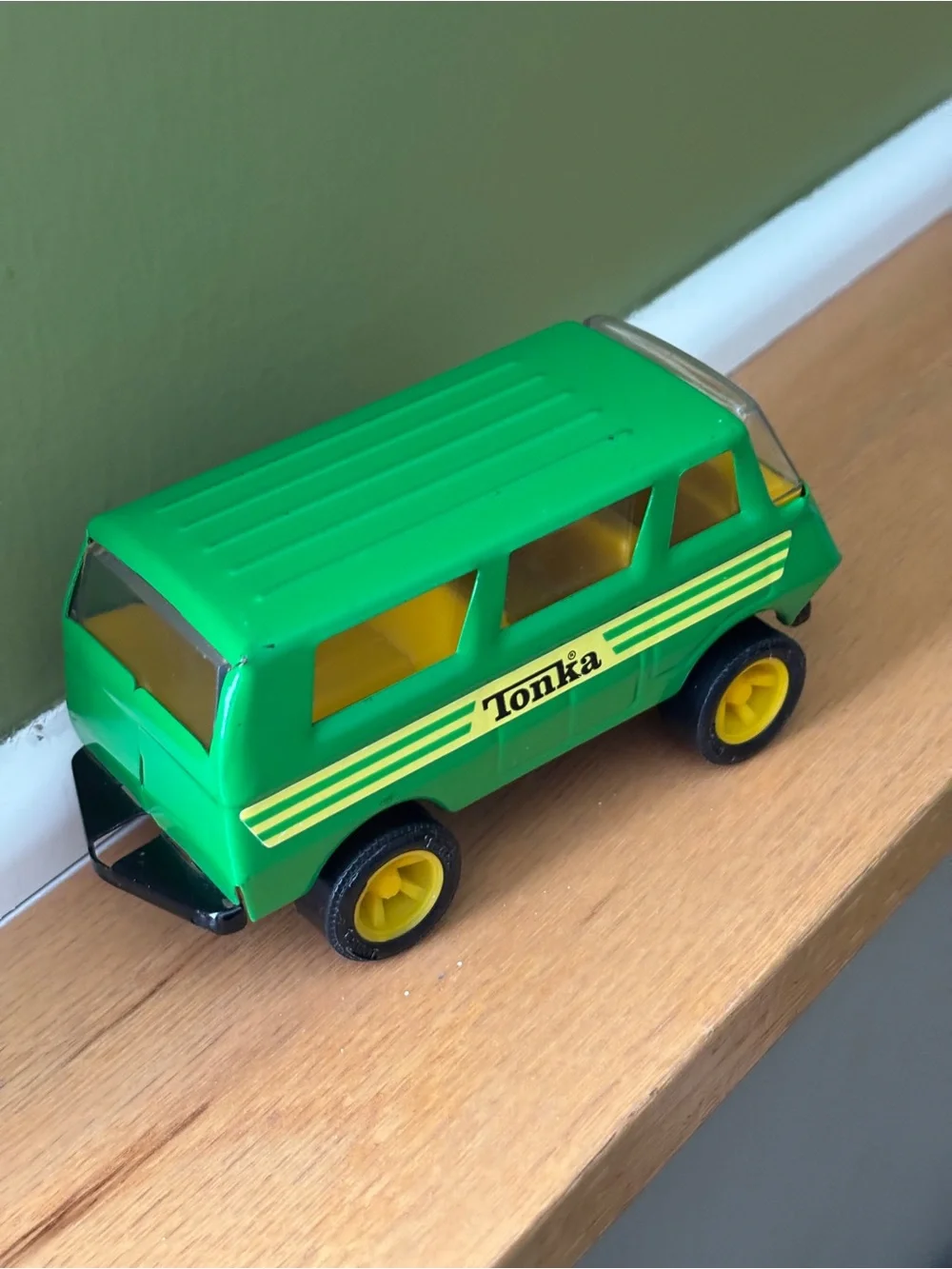 Vintage Tonka Green Pressed Steel Van 55450 Yellow Interior Made in USA Toy